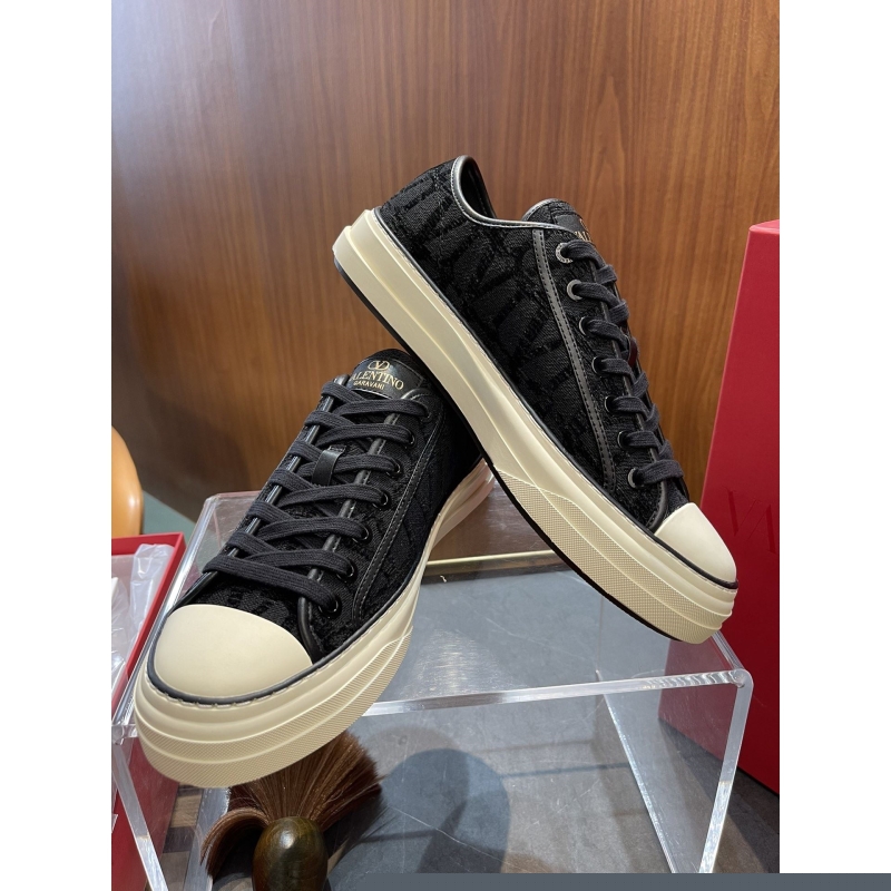 Valentino Sneakers